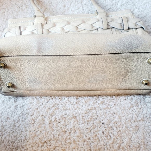 Coach bag Leather Beige Over the shoulder Medium zipper closure - Picture 9 of 9